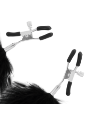 DARKNESS PINZAS PARA PEZONES CON POMPONES 2