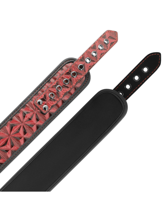 BEGME RED EDITION COLLAR CON CADENAS Y PINZAS PEZONES CON FORRO DE NEOPRENO