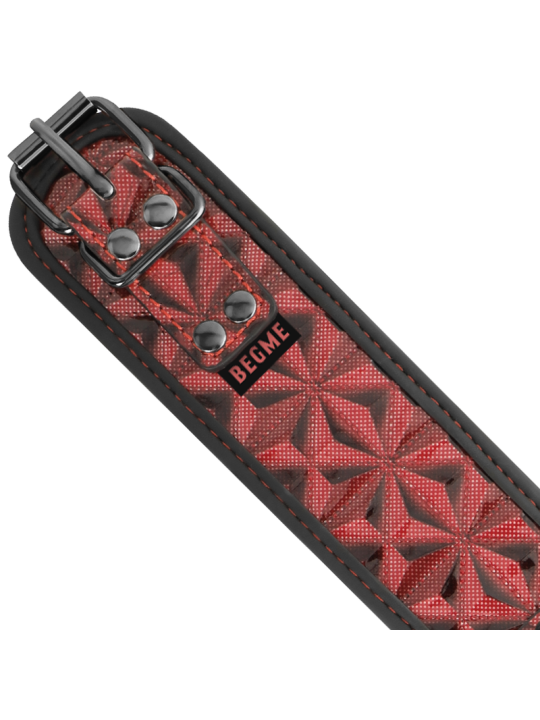 BEGME RED EDITION COLLAR CON CADENAS Y PINZAS PEZONES CON FORRO DE NEOPRENO