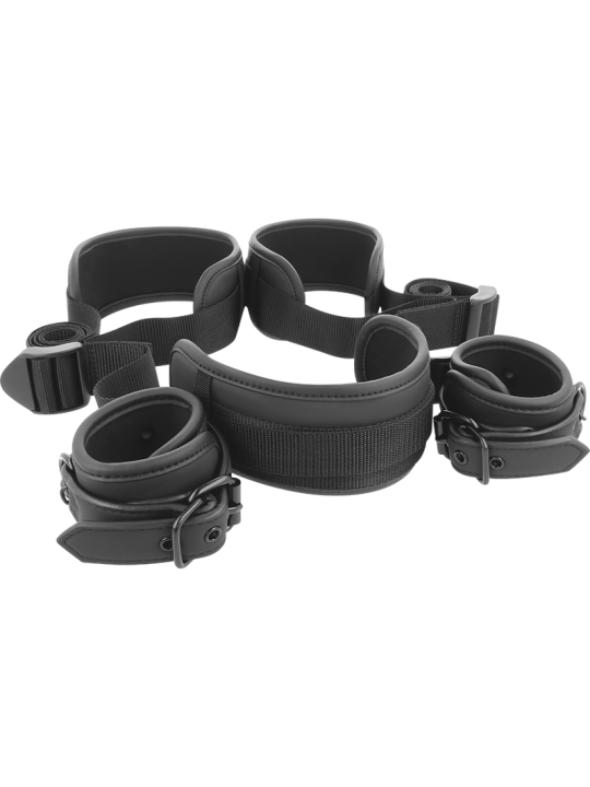 FETISH SUBMISSIVE POSICION PIERNAS ABIERTAS CON ESPOSAS CON FORRO DE NEOPRENO