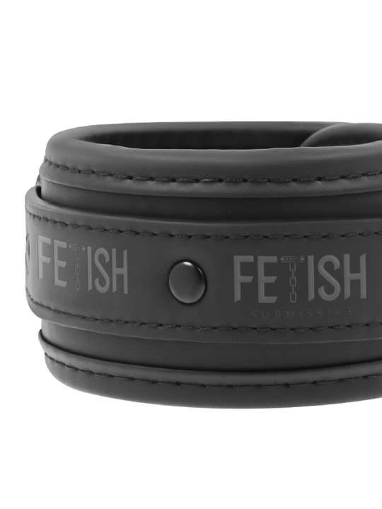 FETISH SUBMISSIVE COLLAR Y ESPOSAS CUERO VEGANO CON FORRO DE NEOPRENO