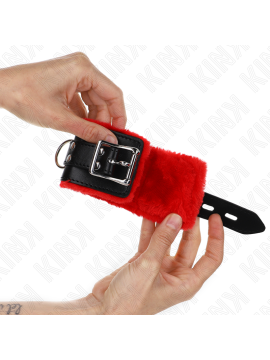 KINK MUNEQUERAS FORRADAS CON AGUJEROS CUADRADOS ROJO Y CORREA NEGRO AJUSTABLE 17 29 CM X 6 CM