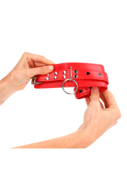 KINK MUNEQUERAS ROJO CON INCRUSTACION DE CORAZON NEGRO AJUSTABLE 21 28 CM X 55 CM