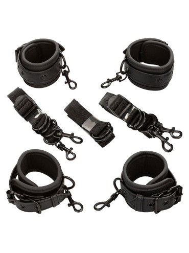 CALEXOTICS NOCTURNAL RESTRICCIONES DE CAMA CUERO AJUSTABLE NEGRO