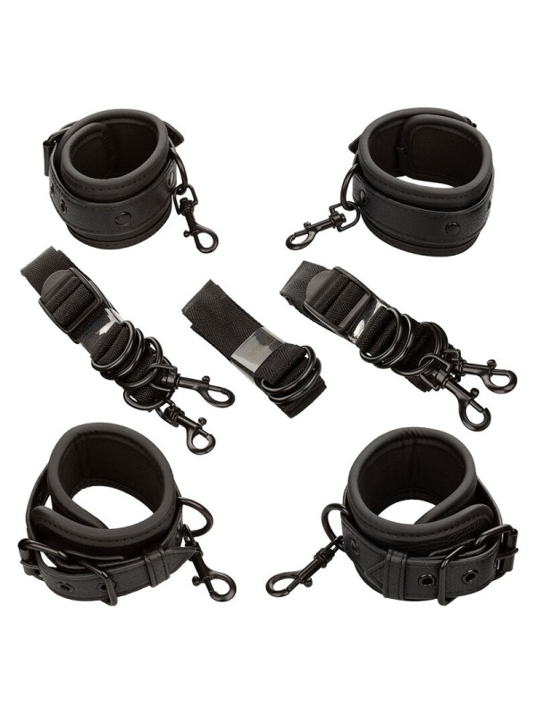 CALEXOTICS NOCTURNAL RESTRICCIONES DE CAMA CUERO AJUSTABLE NEGRO