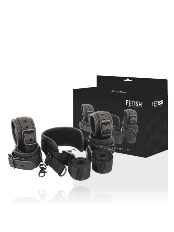 FETISH SUBMISSIVE POSICION MASTER CON 4 ESPOSAS CON FORRO DE NEOPRENO