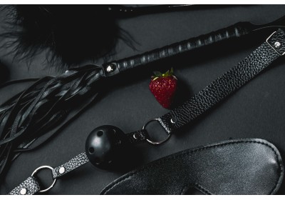 Mordazas BDSM: Guía Completa sobre Tipos, Usos y Seguridad en el Bondage