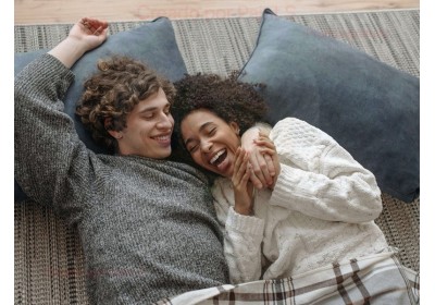 Vibradores con control remoto: La revolución del placer a distancia image