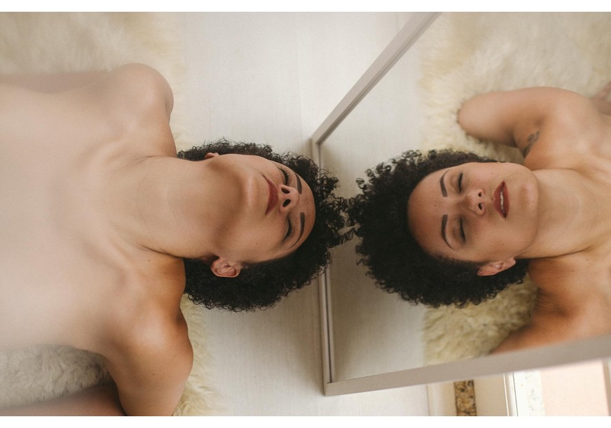 Cómo usar un succionador de clítoris para alcanzar el máximo placer 