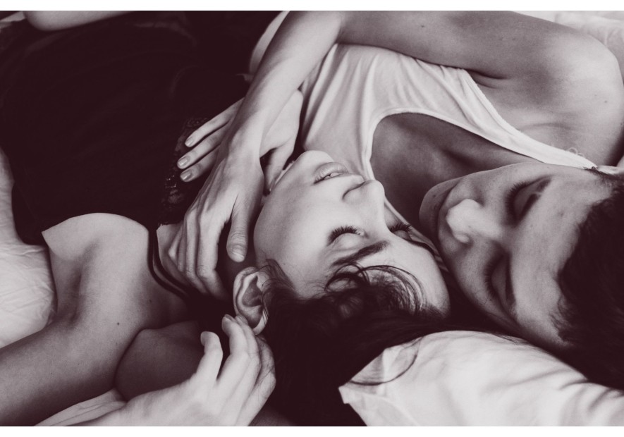 Petting: el arte de tocarse sin prisa (y sin penetración)